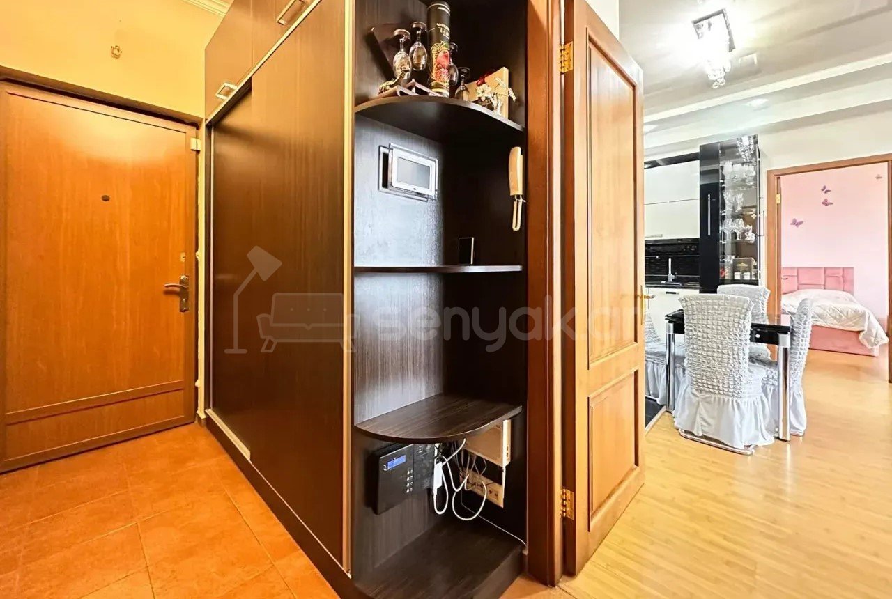 3 Սենյականոց Բնակարան Նորակառույցում, 72քմ, 4/10 հարկ, Նորմալ Վիճակում