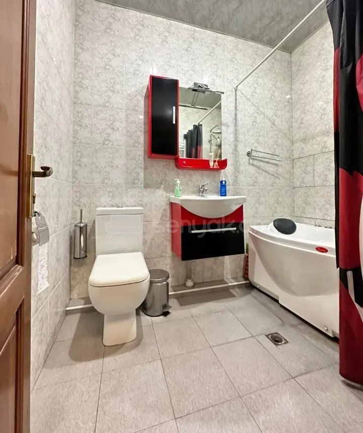 3 Սենյականոց Բնակարան Նորակառույցում, 72քմ, 4/10 հարկ, Նորմալ Վիճակում