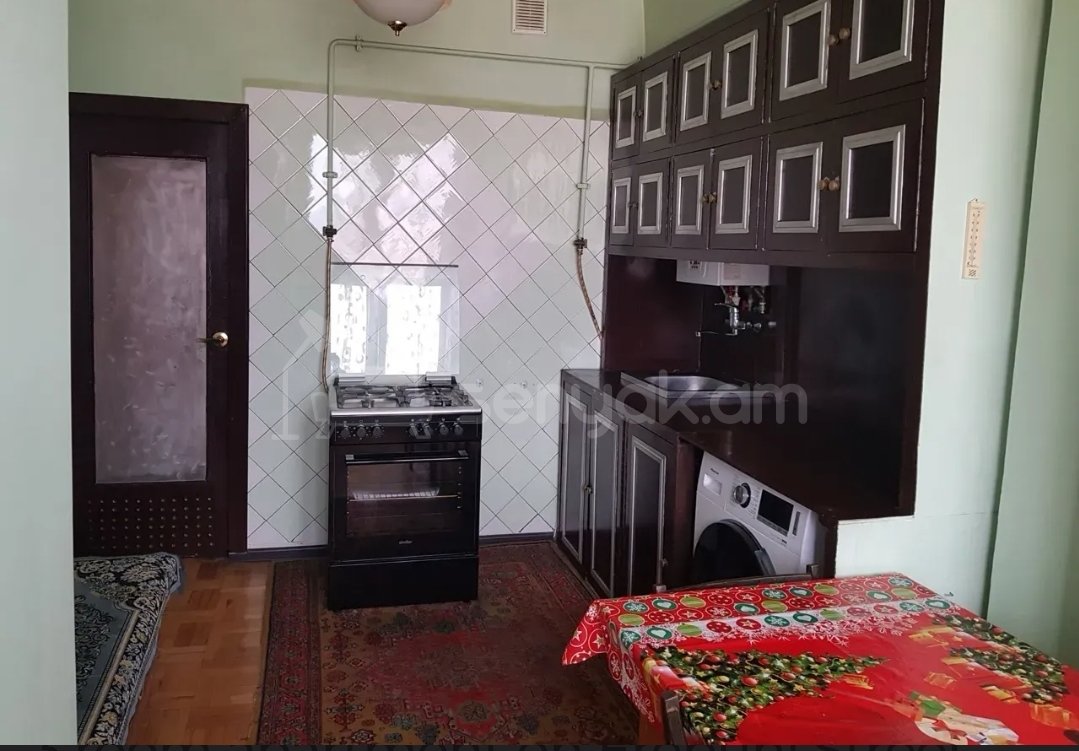 3 Սենյականոց Բնակարան, 93քմ, 7/9 հարկ, Կապիտալ Վերանորոգված