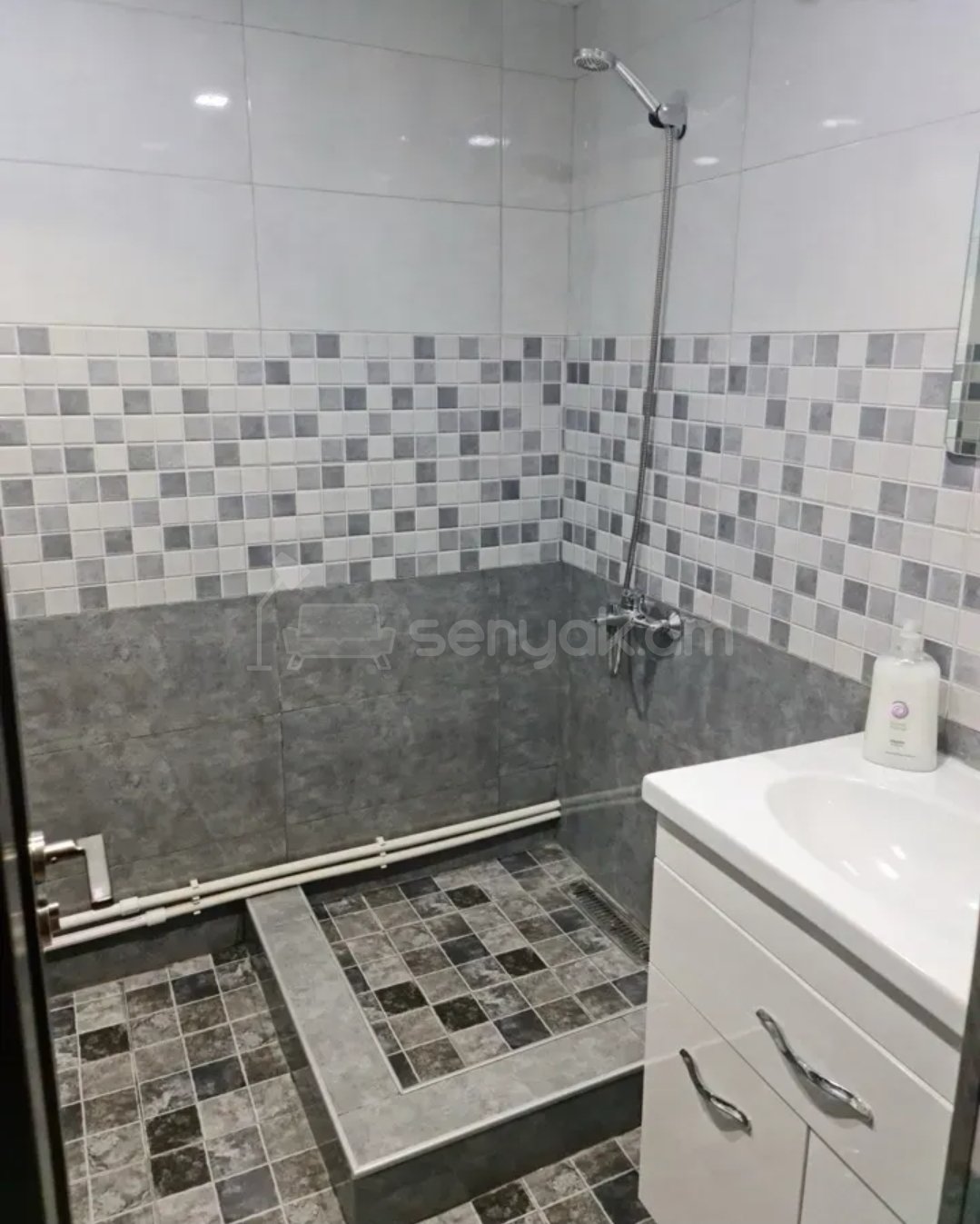 3 Սենյականոց Բնակարան, 93քմ, 7/9 հարկ, Կապիտալ Վերանորոգված
