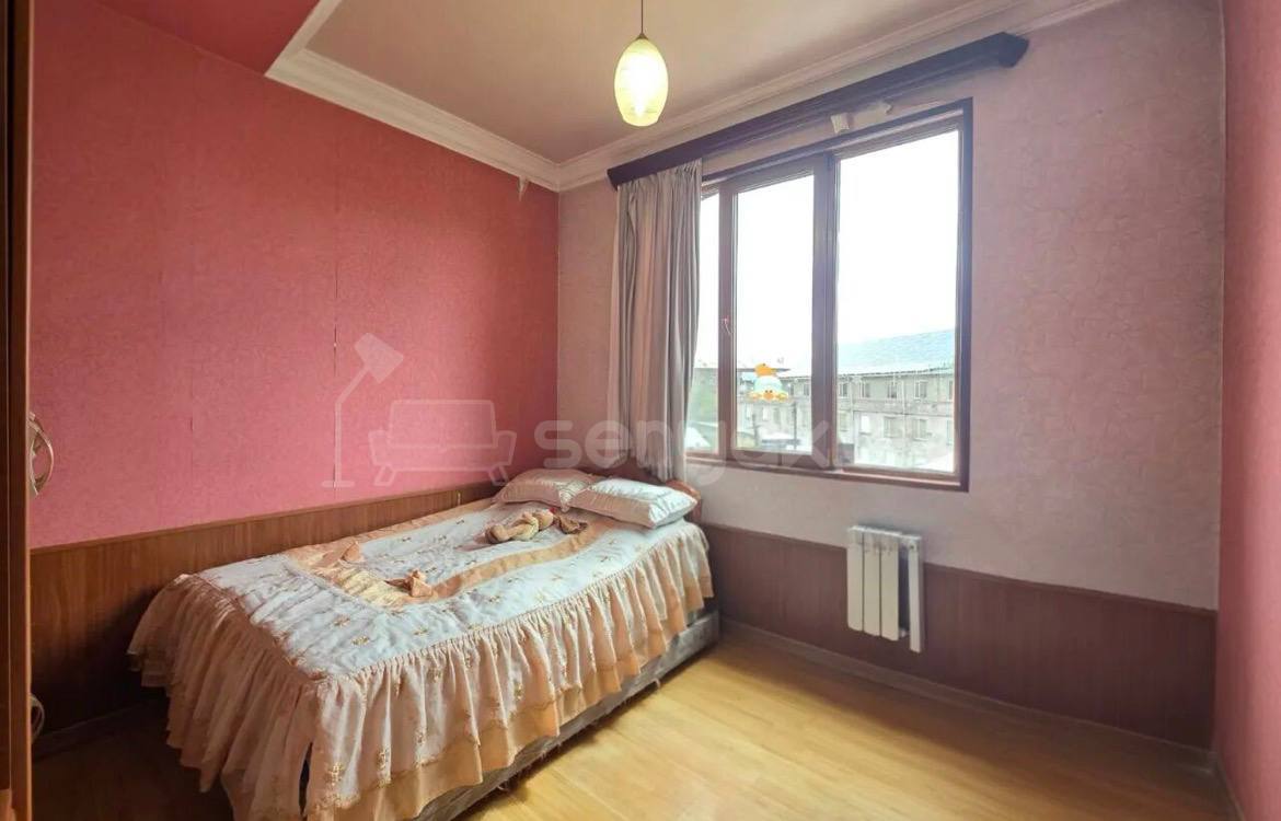 2 Սենյականոց Բնակարան Քարե Շենքում, 42քմ, 3/3 հարկ, Կոսմետիկ Վերանորոգված