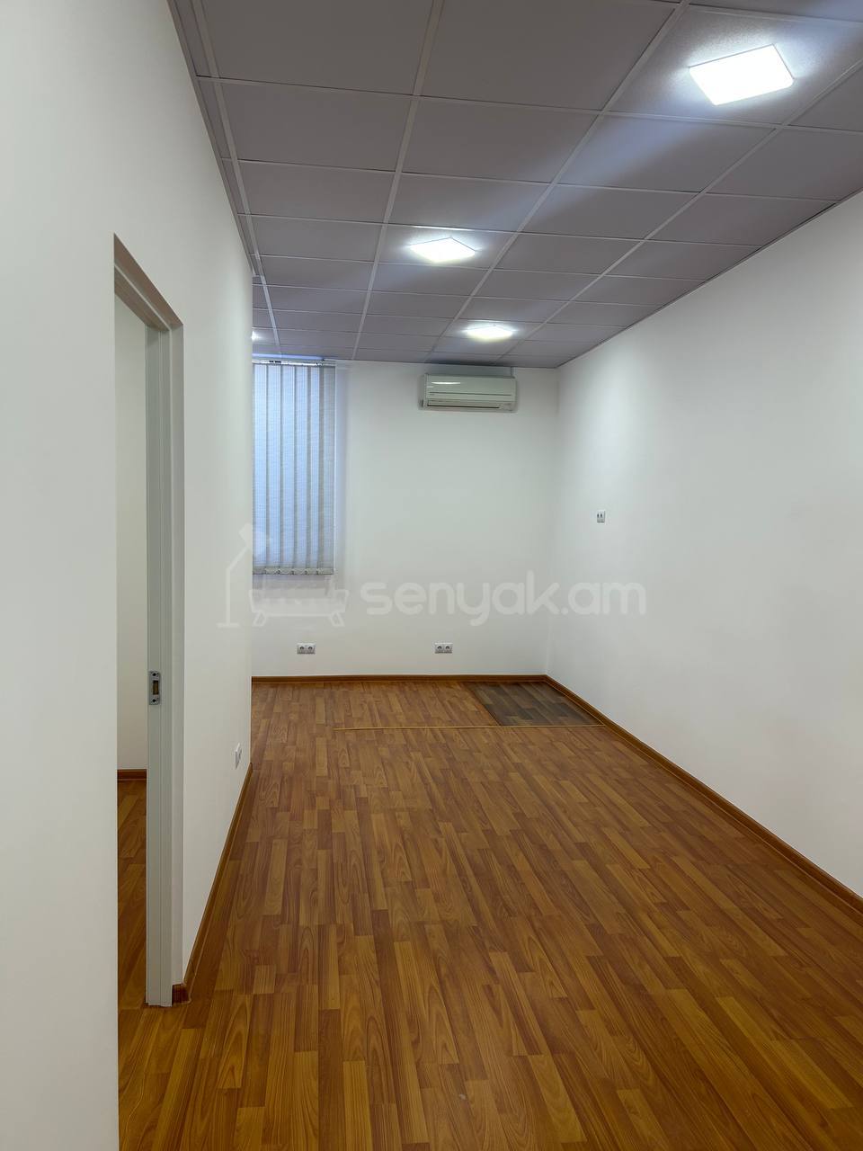 Օֆիսային Տարածք, 40քմ, Կապիտալ Վերանորոգված