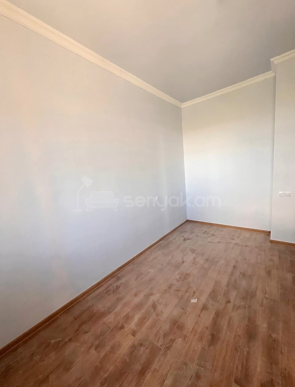 4 Սենյականոց Բնակարան Նորակառույցում, 122քմ, 9/15 հարկ, Կապիտալ Վերանորոգված