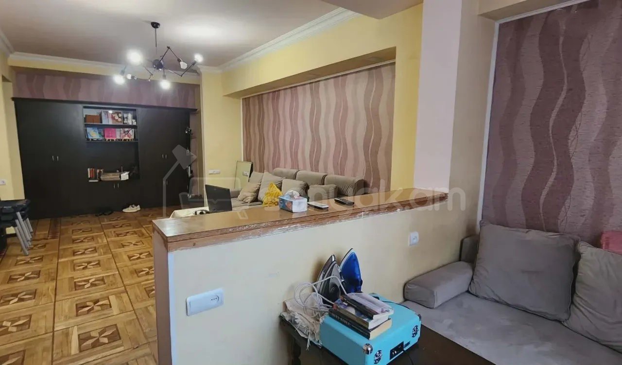 3 Սենյականոց Բնակարան, 71քմ, 2/9 հարկ, Կապիտալ Վերանորոգված