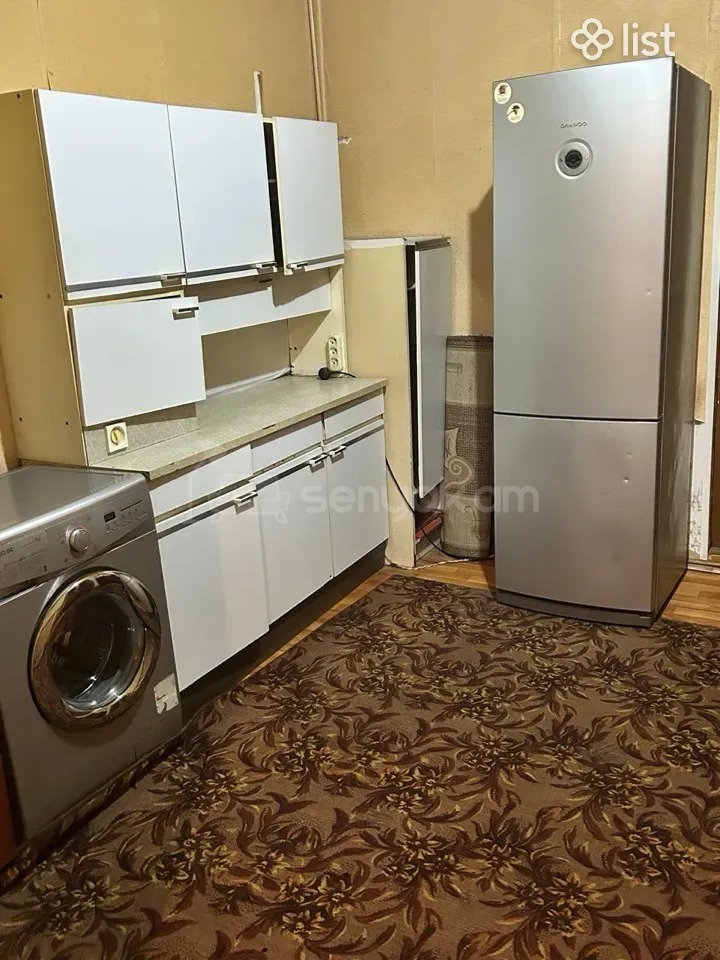 2 Սենյականոց Բնակարան Քարե Շենքում, 40քմ, 1/1 հարկ, Նորմալ Վիճակում, Կահավորված