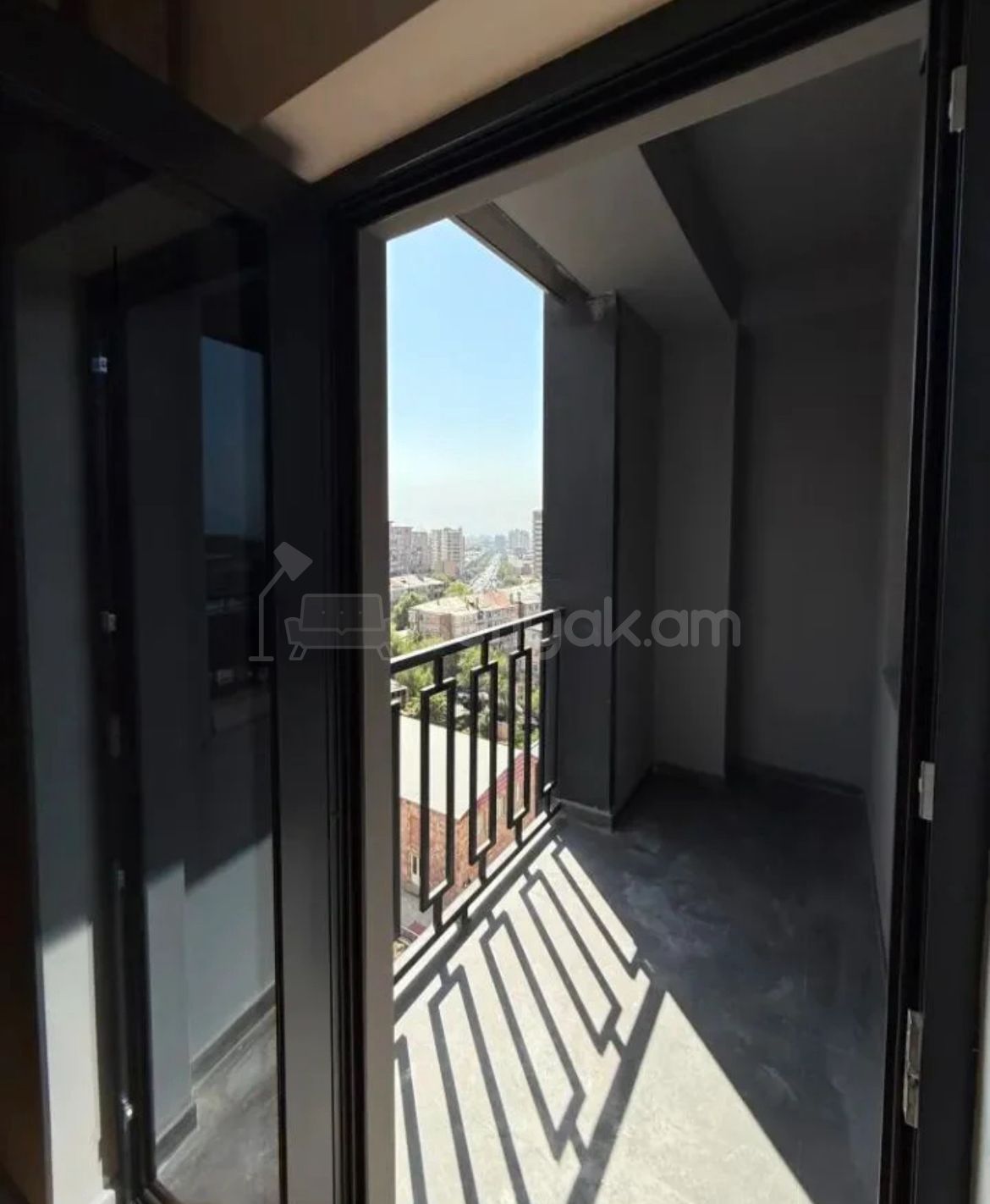 2 Սենյականոց Բնակարան Նորակառույցում, 67քմ, 10/12 հարկ, Դիզայներական Վերանորոգված, Կահավորված, Արևկող
