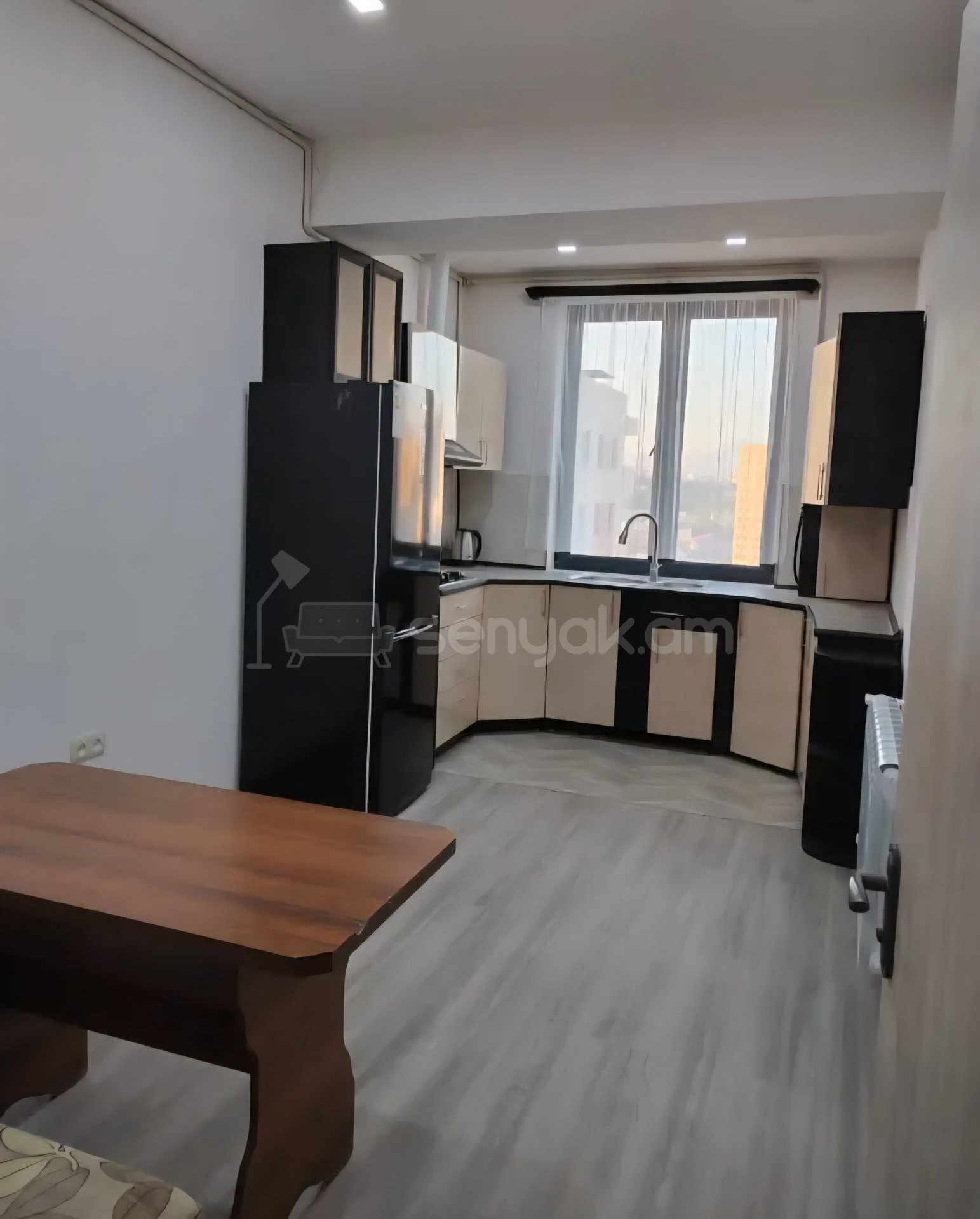 3 Սենյականոց Բնակարան Նորակառույց Քարե Շենքում, 56քմ, 14/14 հարկ, Դիզայներական Վերանորոգված, Կահավորված