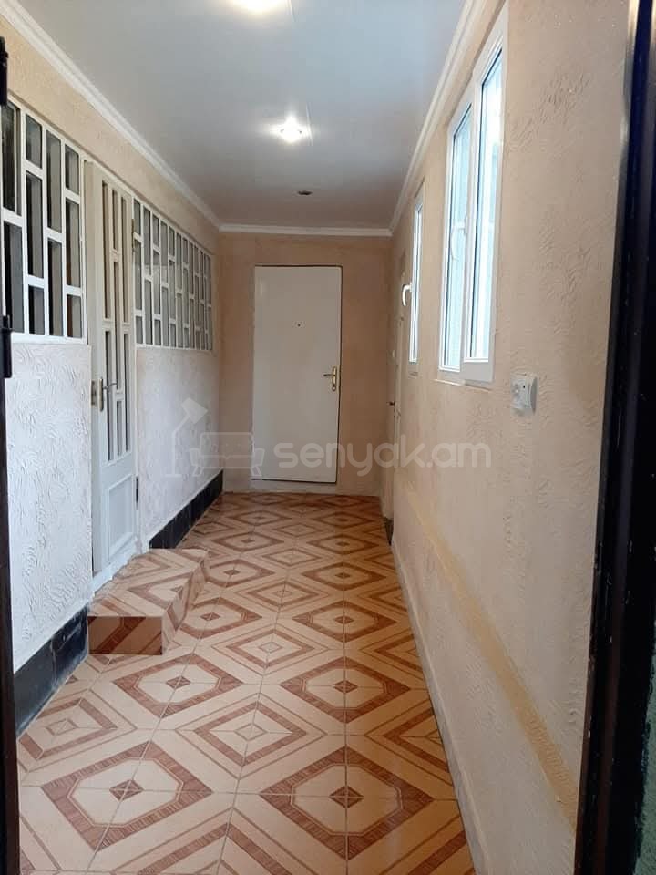 3 Սենյականոց Ամառանոց, 100քմ, Ավտոտնակով