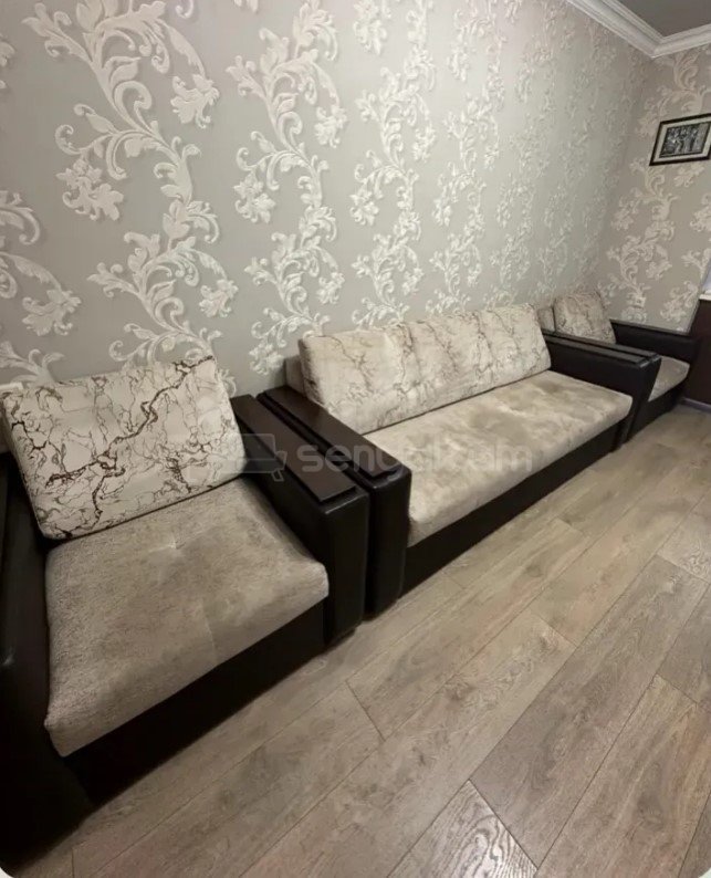2 Սենյականոց Բնակարան Քարե Շենքում, 50քմ, 4/5 հարկ, Կապիտալ Վերանորոգված, Կահավորված