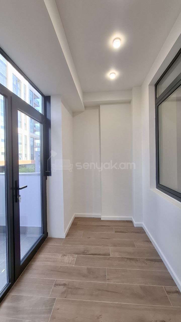 3 Սենյականոց Բնակարան, 75քմ, 5/18 հարկ, Դիզայներական Վերանորոգված, Կահավորված