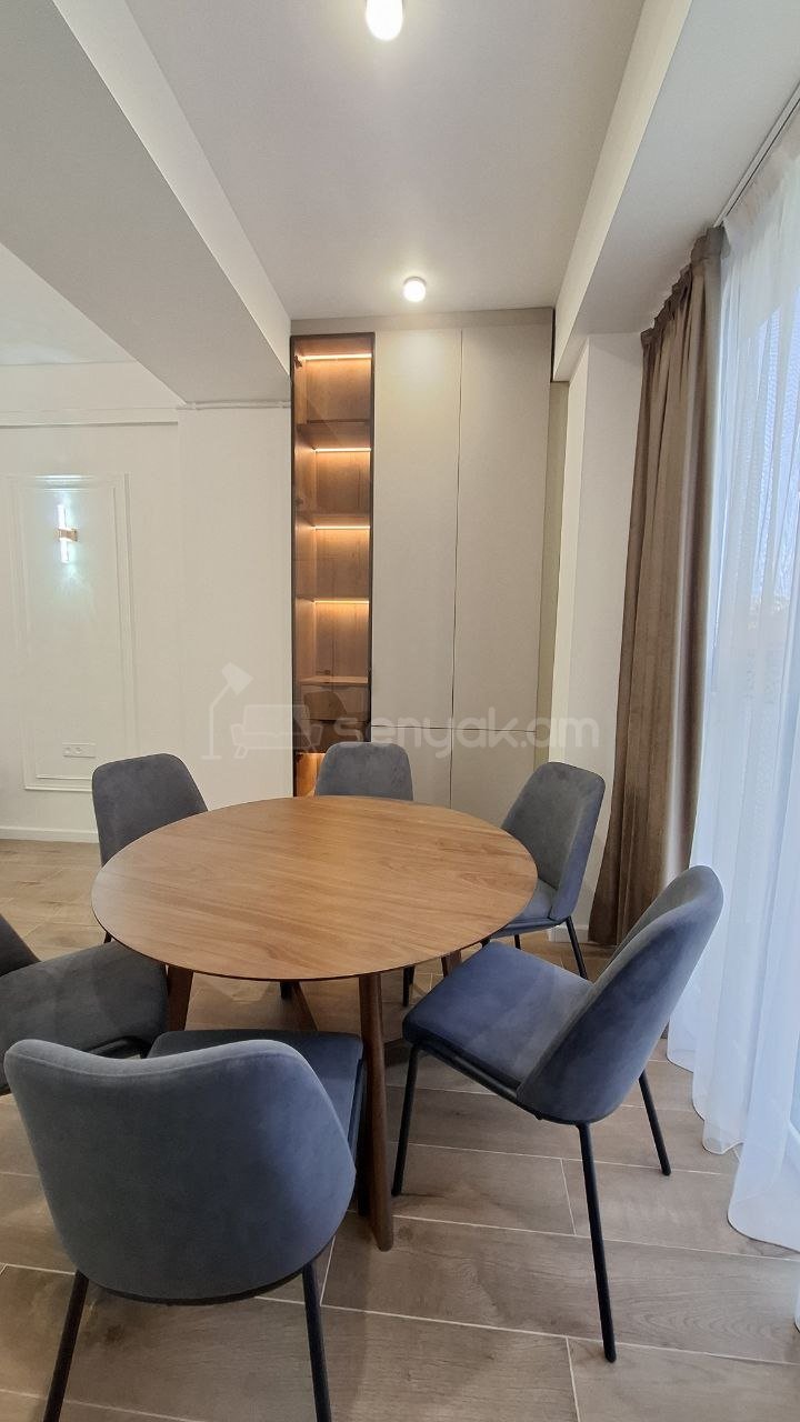 3 Սենյականոց Բնակարան, 75քմ, 5/18 հարկ, Դիզայներական Վերանորոգված, Կահավորված