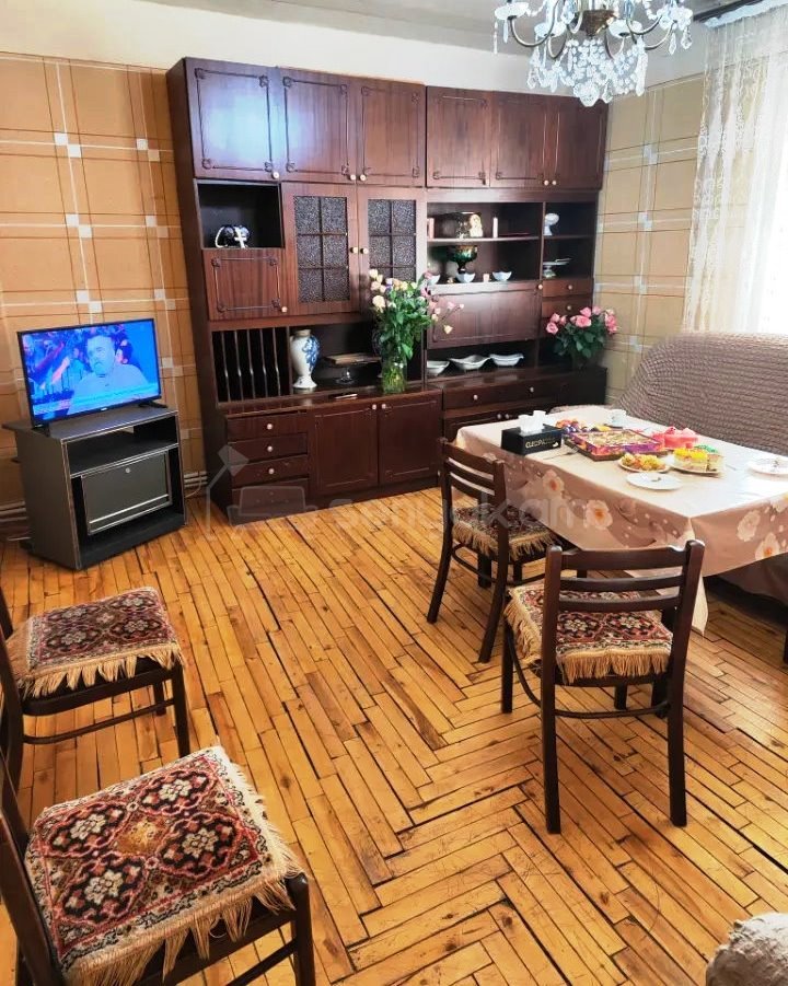 3 Սենյականոց Բնակարան, 73քմ, 3/9 հարկ, Նորմալ Վիճակում