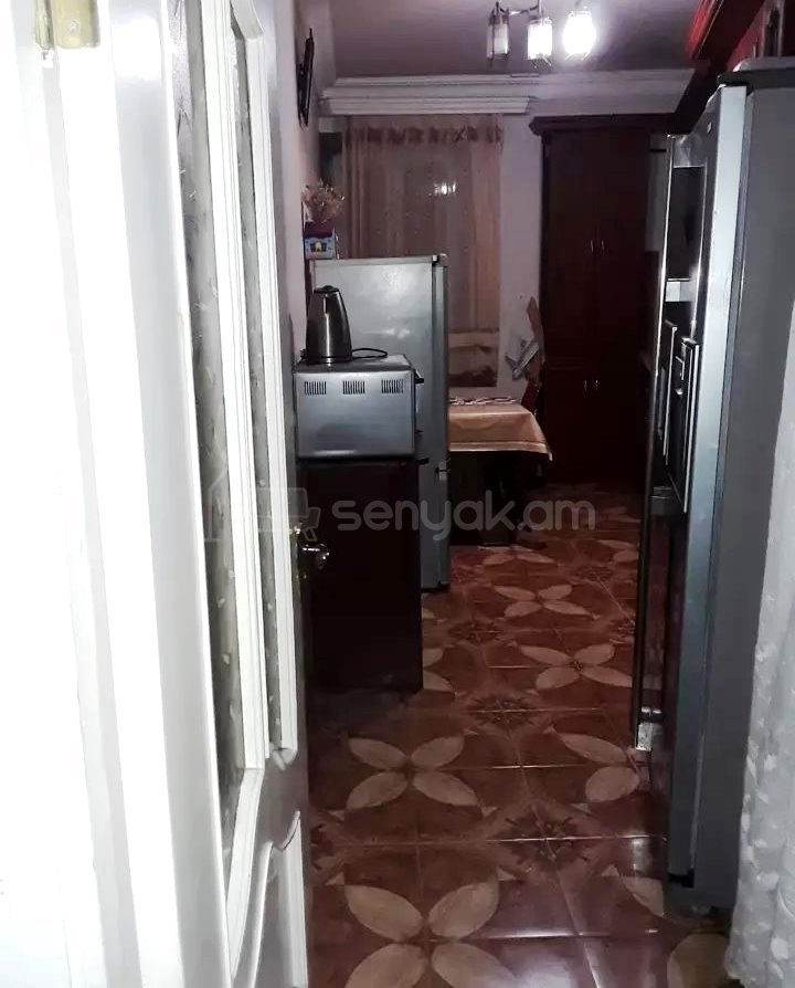 3 Սենյականոց Բնակարան, 76քմ, 1/9 հարկ, Կոսմետիկ Վերանորոգված