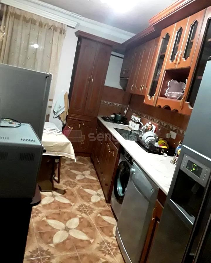 3 Սենյականոց Բնակարան, 76քմ, 1/9 հարկ, Կոսմետիկ Վերանորոգված