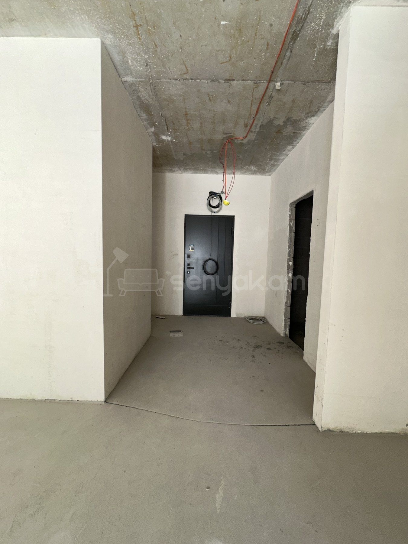 3 Սենյականոց Բնակարան Նորակառույցում, 85քմ, 3/7 հարկ, Զրոյական Վիճակում