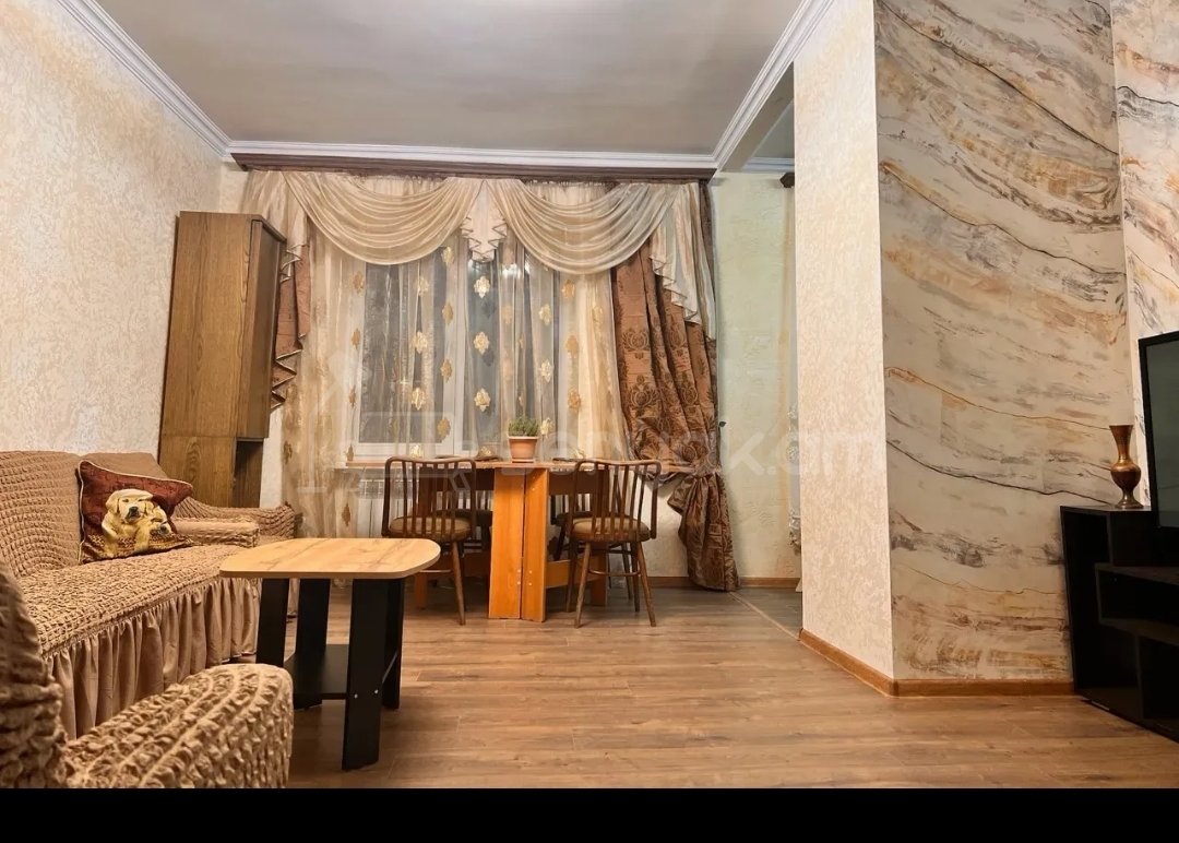 2 Սենյականոց Բնակարան Քարե Շենքում, 53քմ, 3/5 հարկ, Կապիտալ Վերանորոգված, Կահավորված