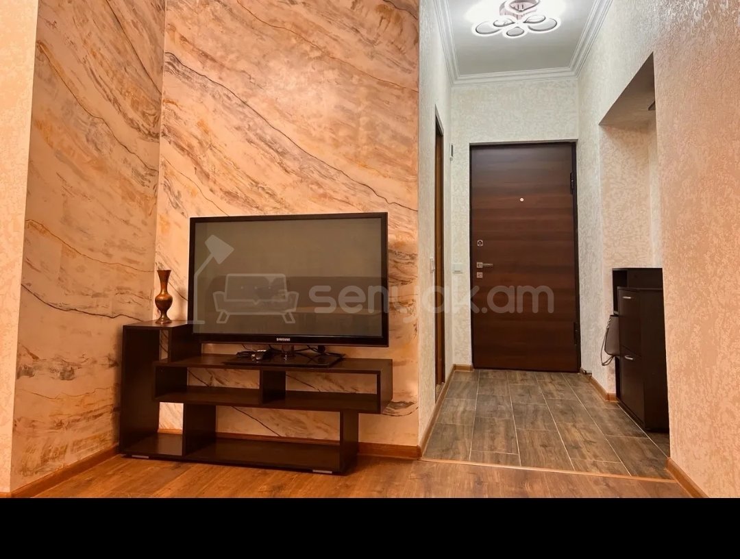2 Սենյականոց Բնակարան Քարե Շենքում, 53քմ, 3/5 հարկ, Կապիտալ Վերանորոգված, Կահավորված