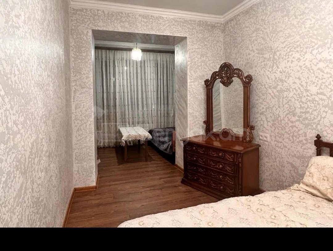 2 Սենյականոց Բնակարան Քարե Շենքում, 53քմ, 3/5 հարկ, Կապիտալ Վերանորոգված, Կահավորված