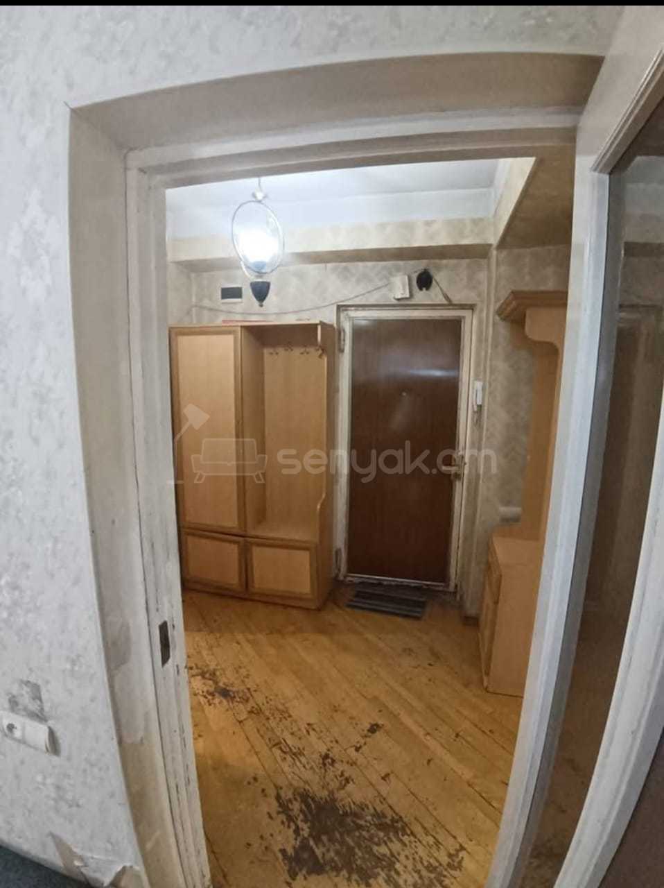 3 Սենյականոց Բնակարան, 80քմ, 5/14 հարկ, Նորմալ Վիճակում, Կահավորված