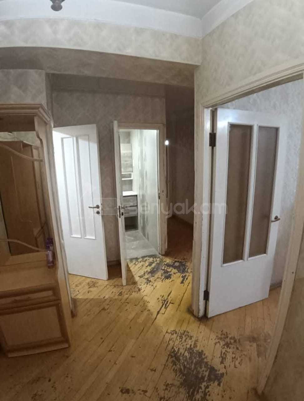 3 Սենյականոց Բնակարան, 80քմ, 5/14 հարկ, Նորմալ Վիճակում, Կահավորված
