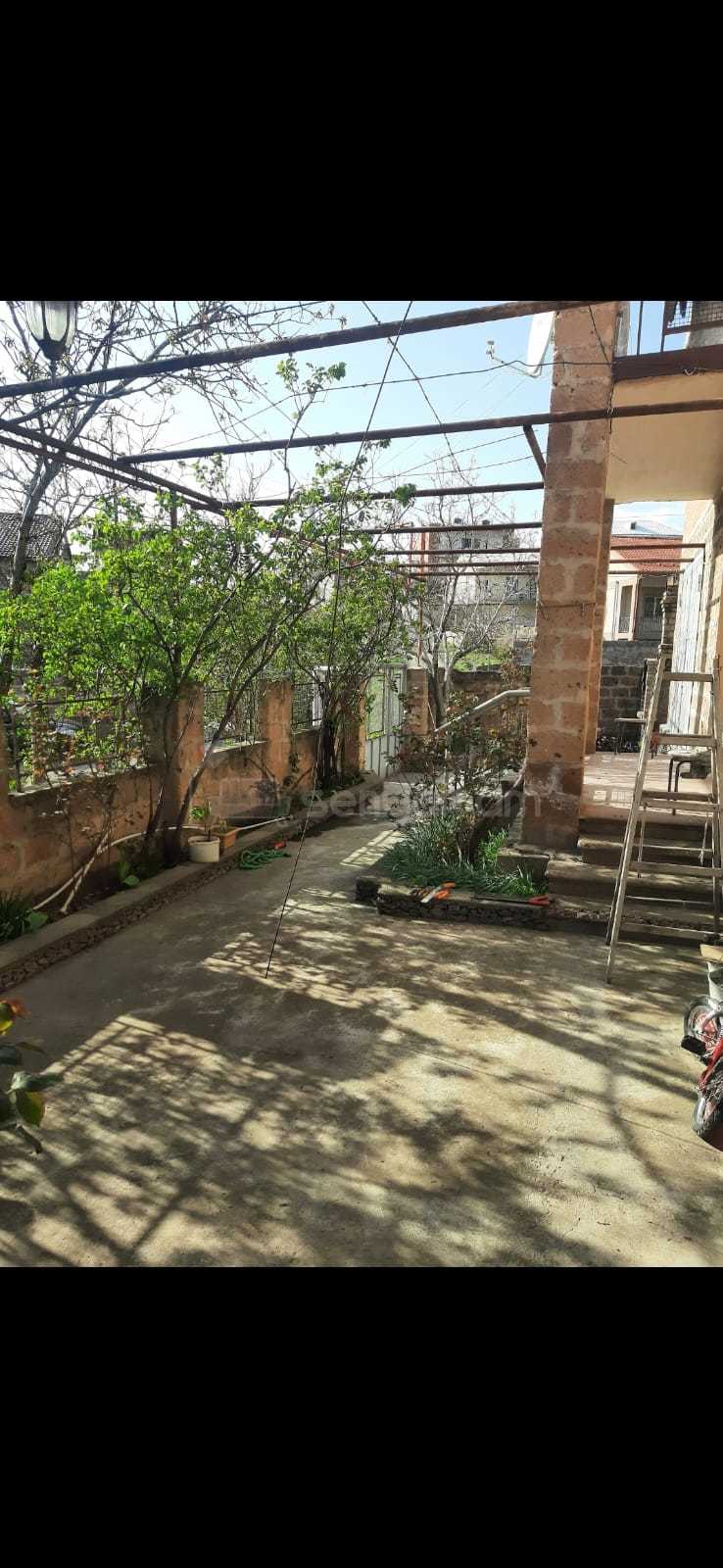 5 Սենյականոց Սեփական Տուն, 300քմ, Կապիտալ Վերանորոգված, Ավտոտնակով