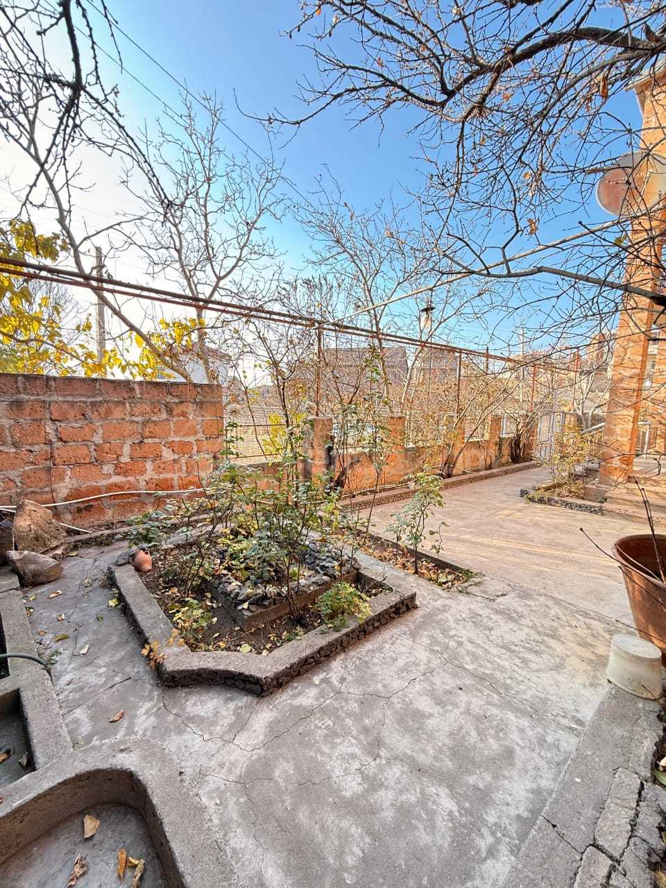5 Սենյականոց Սեփական Տուն, 300քմ, Կապիտալ Վերանորոգված, Ավտոտնակով