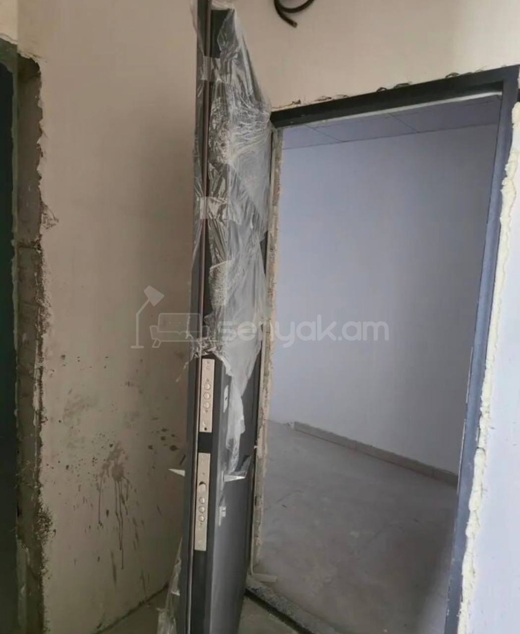 3 Սենյականոց Բնակարան, 83քմ, 14/14 հարկ, Զրոյական Վիճակում