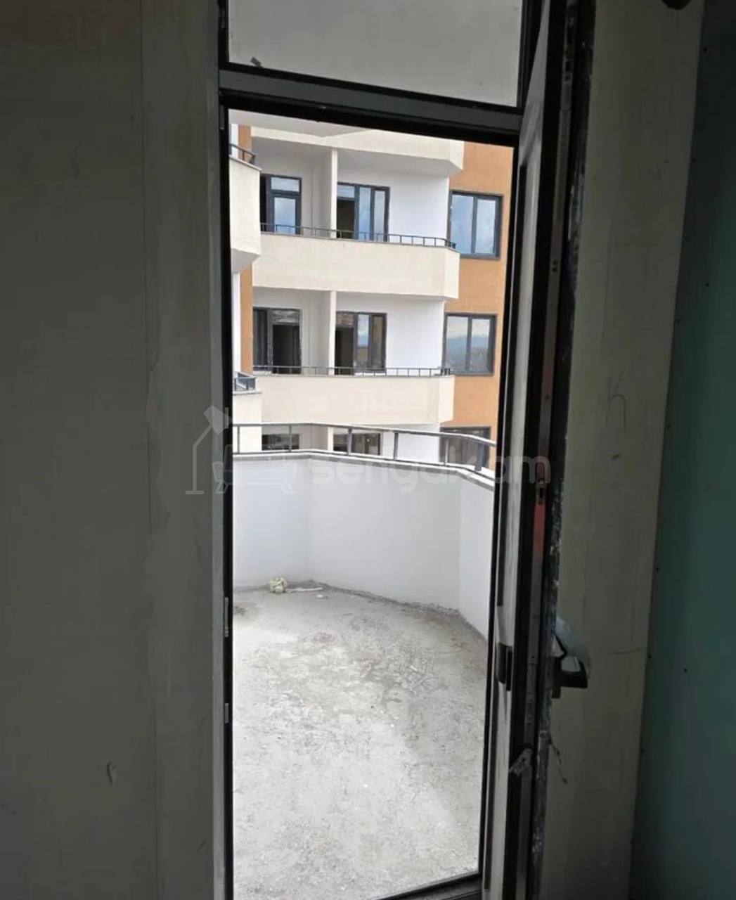 3 Սենյականոց Բնակարան, 83քմ, 14/14 հարկ, Զրոյական Վիճակում