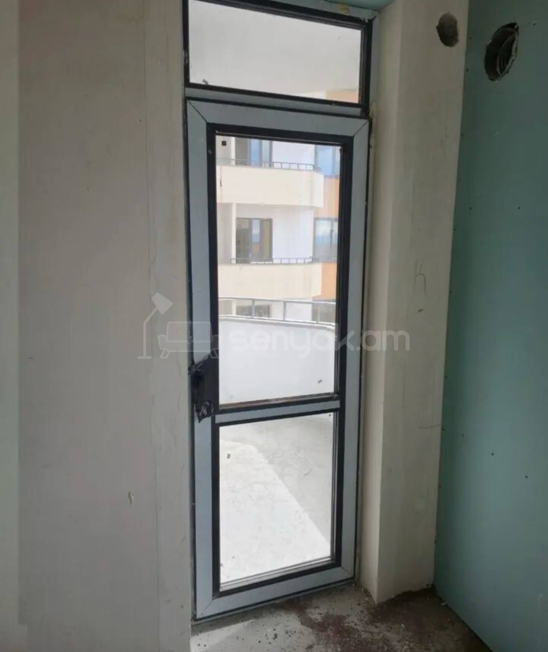 3 Սենյականոց Բնակարան, 83քմ, 14/14 հարկ, Զրոյական Վիճակում
