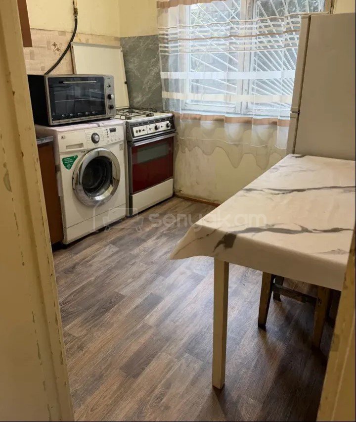 2 Սենյականոց Բնակարան, 53քմ, 1/4 հարկ, Պետական Վիճակում