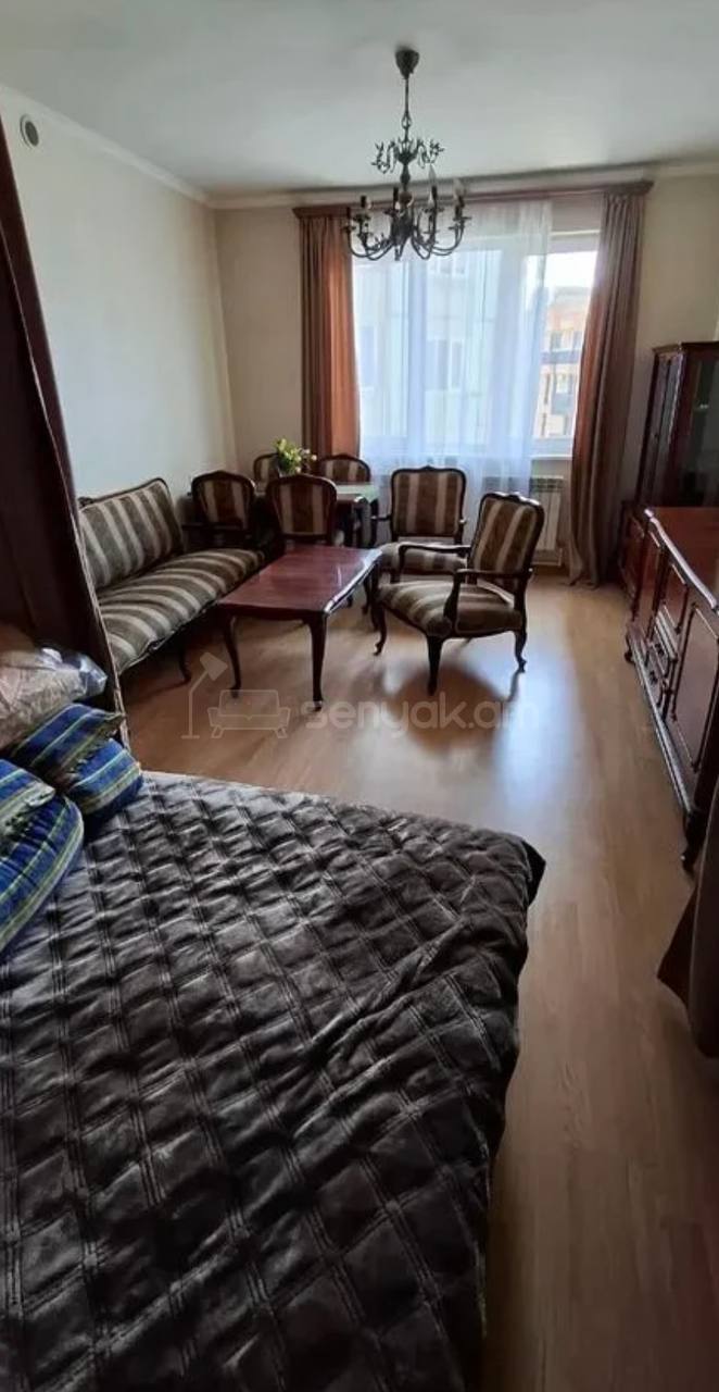 1 Սենյականոց Բնակարան, 41քմ, 5/12 հարկ, Կոսմետիկ Վերանորոգված, Կահավորված