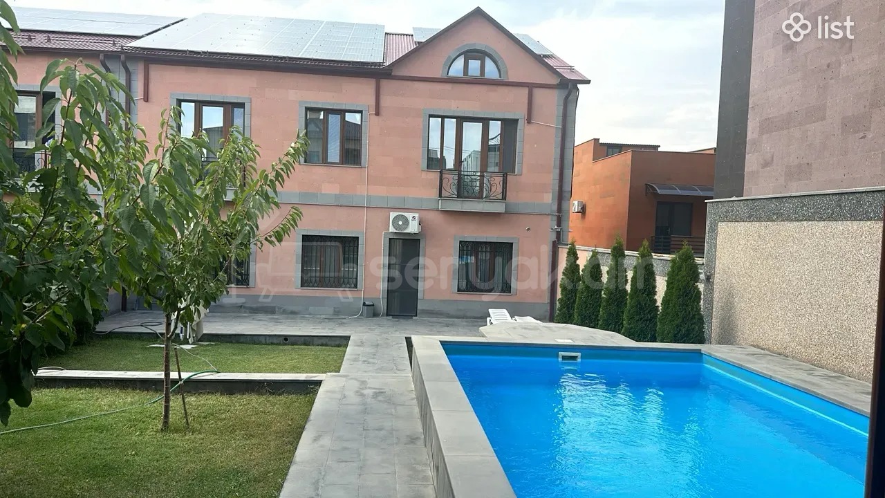 8 Սենյականոց Շքեղ Առանձնատուն, 456քմ, Լողավազանով