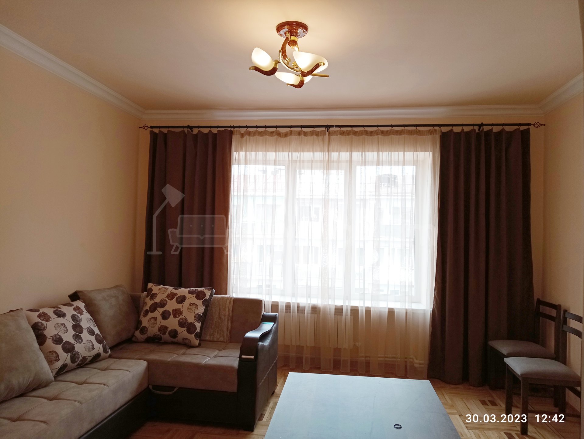 2 Սենյականոց Բնակարան Քարե Շենքում, 62քմ, 5/5 հարկ, Կապիտալ Վերանորոգված, Կահավորված, Արևկող