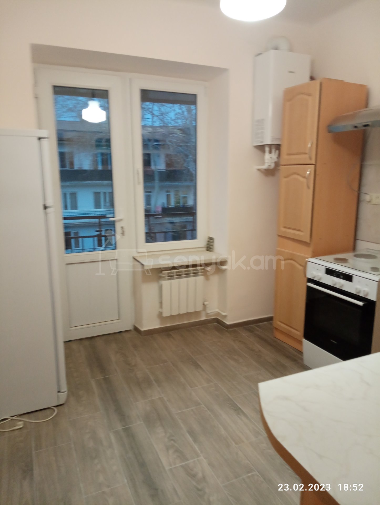 2 Սենյականոց Բնակարան Քարե Շենքում, 62քմ, 5/5 հարկ, Կապիտալ Վերանորոգված, Կահավորված, Արևկող