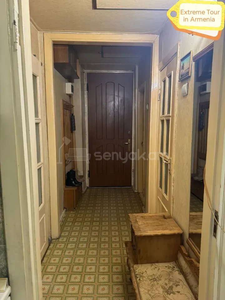 1 Սենյականոց Բնակարան Քարե Շենքում, 38քմ, 4/5 հարկ, Նորմալ Վիճակում, Կահավորված, Արևկող