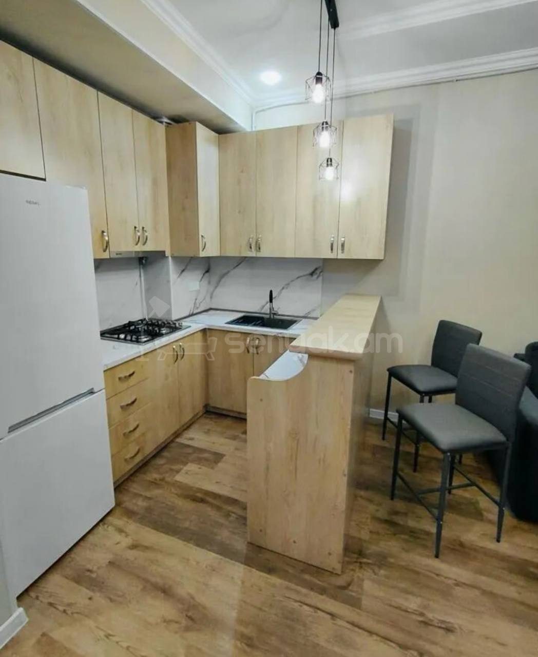 3 Սենյականոց Բնակարան, 50քմ, 3/18 հարկ, Կապիտալ Վերանորոգված, Կահավորված