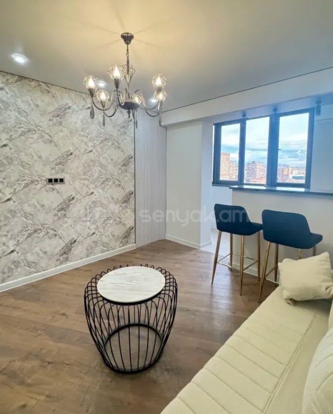 2 Սենյականոց Բնակարան, 43քմ, 8/9 հարկ, Դիզայներական Վերանորոգված