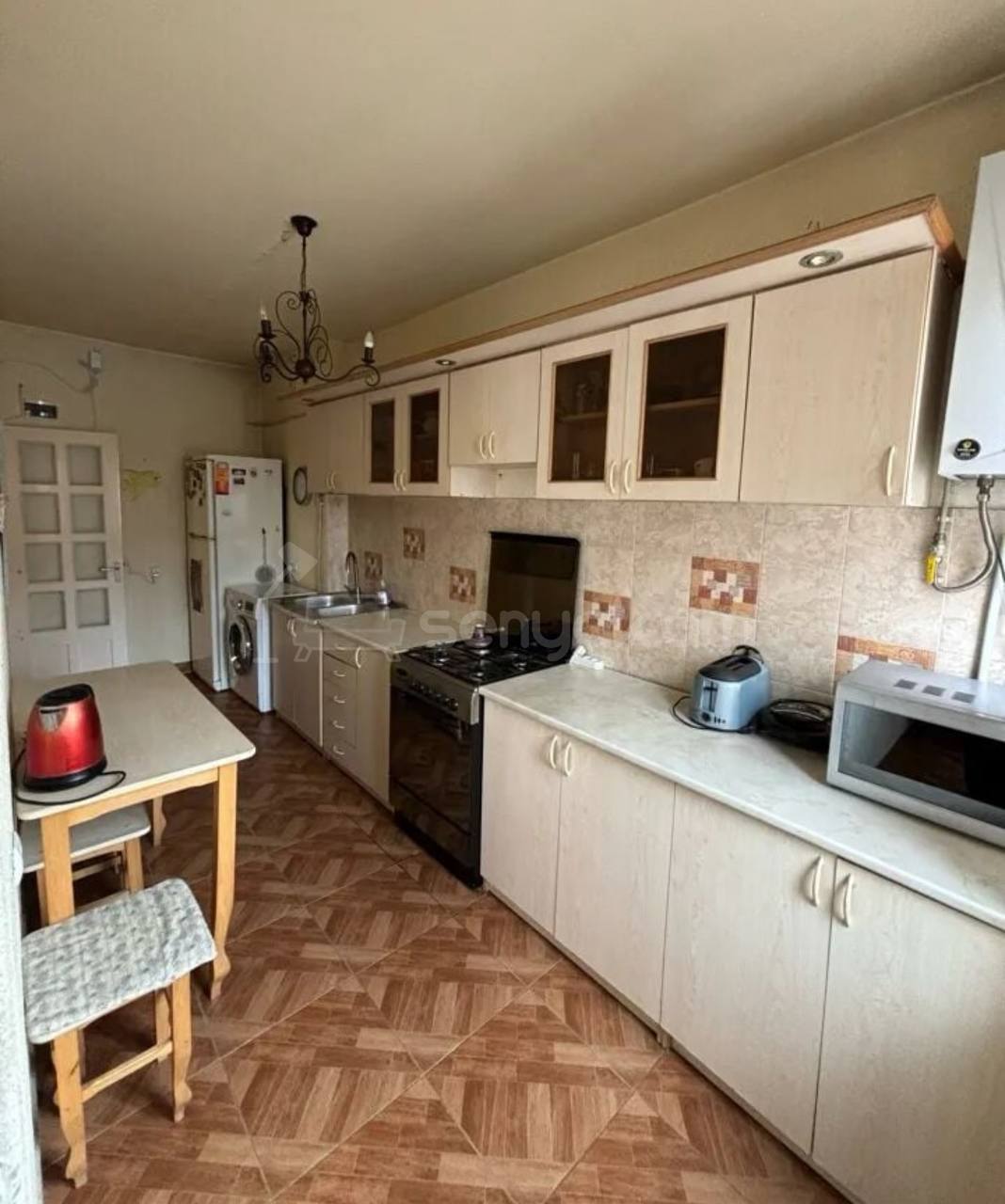 3 Սենյականոց Բնակարան, 78քմ, 5/9 հարկ, Կապիտալ Վերանորոգված, Կահավորված