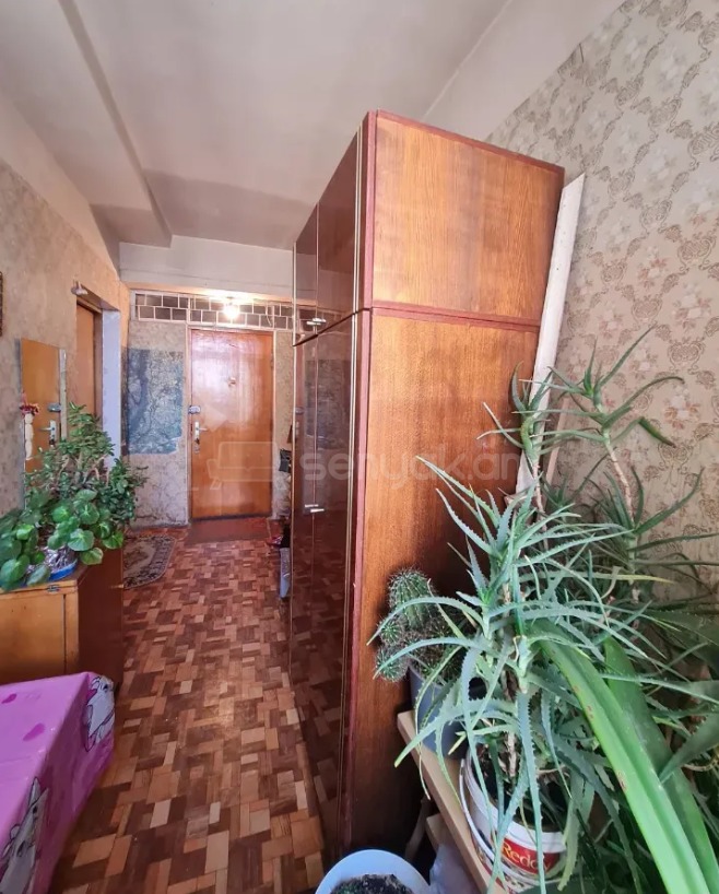 3 Սենյականոց Բնակարան, 114քմ, 8/8 հարկ, Պետական Վիճակում