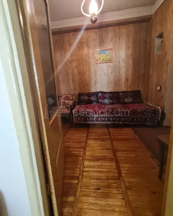 3 Սենյականոց Բնակարան, 114քմ, 8/8 հարկ, Պետական Վիճակում