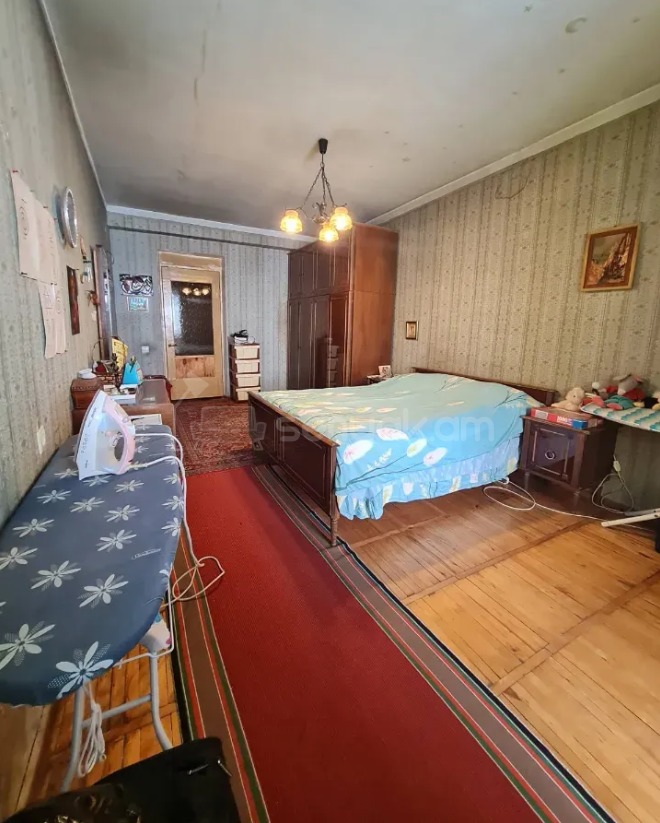 3 Սենյականոց Բնակարան, 114քմ, 8/8 հարկ, Պետական Վիճակում
