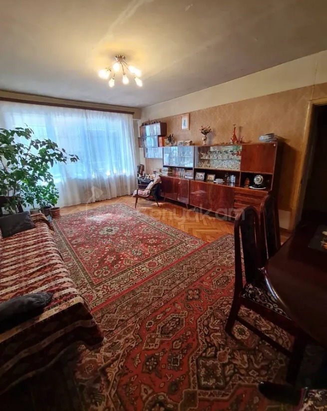 3 Սենյականոց Բնակարան, 114քմ, 8/8 հարկ, Պետական Վիճակում