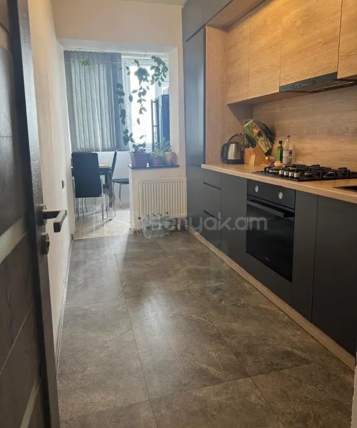 3 Սենյականոց Բնակարան Նորակառույցում, 83քմ, 9/10 հարկ, Կապիտալ Վերանորոգված