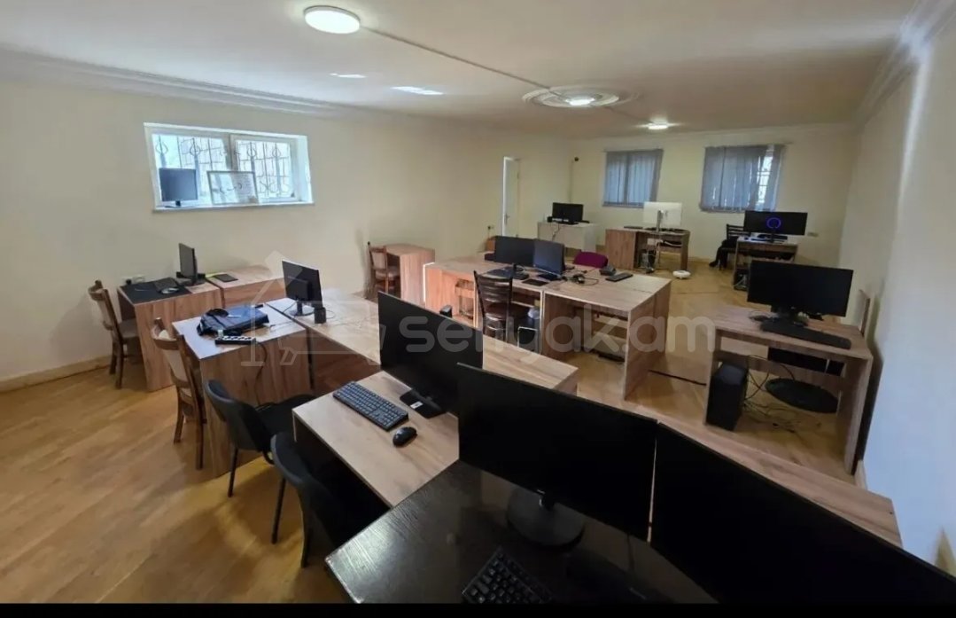 Օֆիսային Տարածք, 280քմ