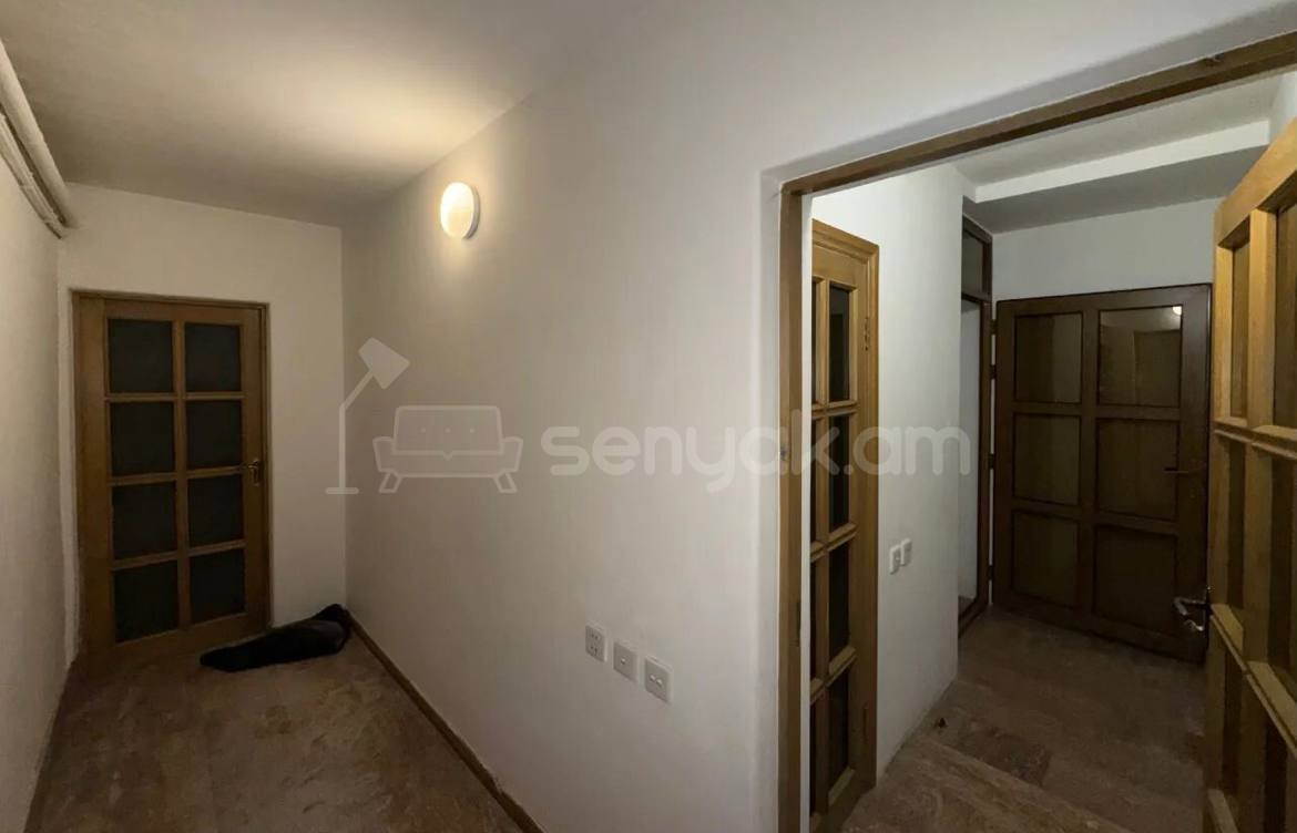 5 Սենյականոց Շքեղ Առանձնատուն, 320քմ, Կահավորված, Ավտոտնակով