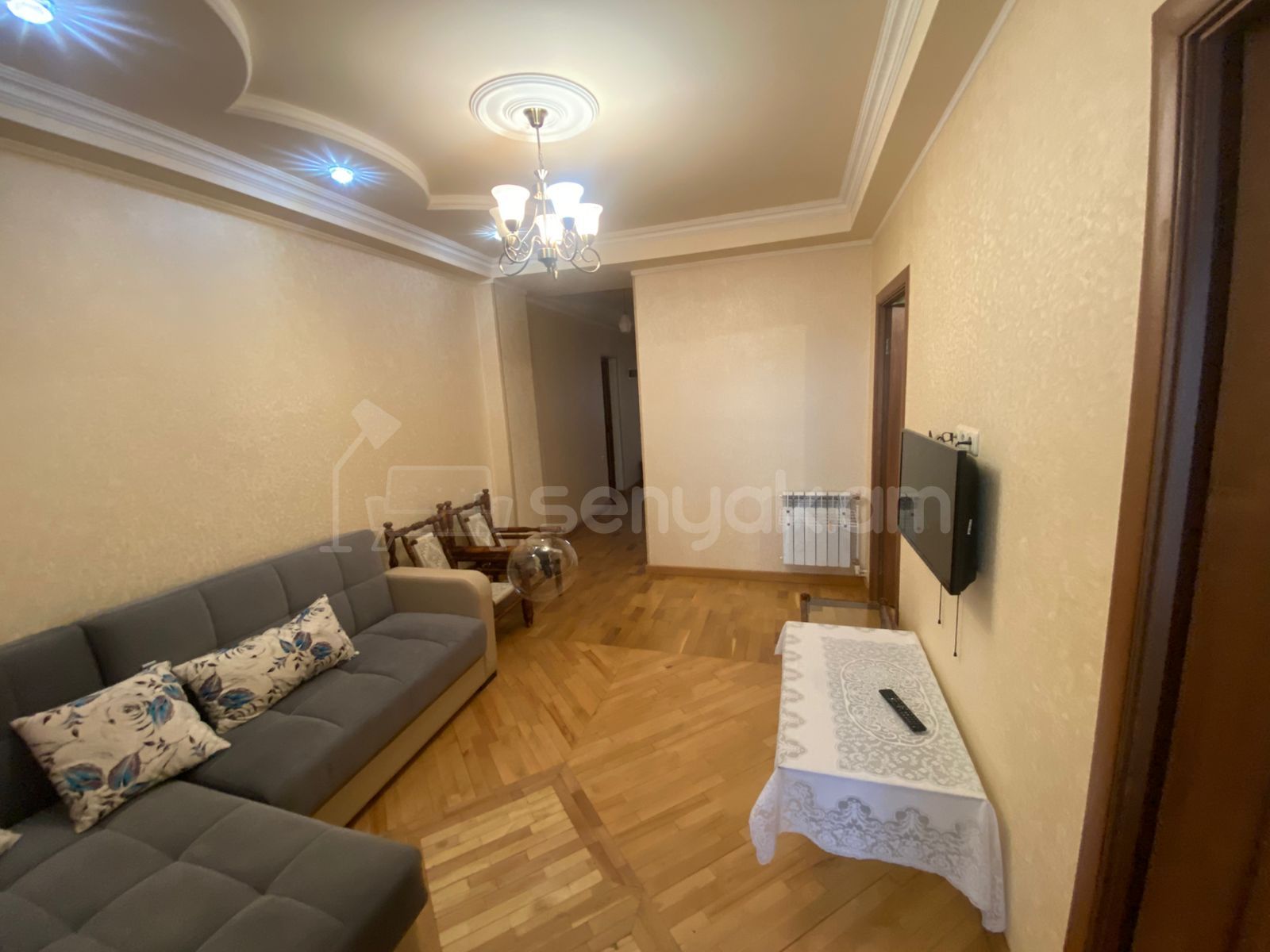4 Սենյականոց Բնակարան, 130քմ, 4/9 հարկ, Կապիտալ Վերանորոգված, Կահավորված