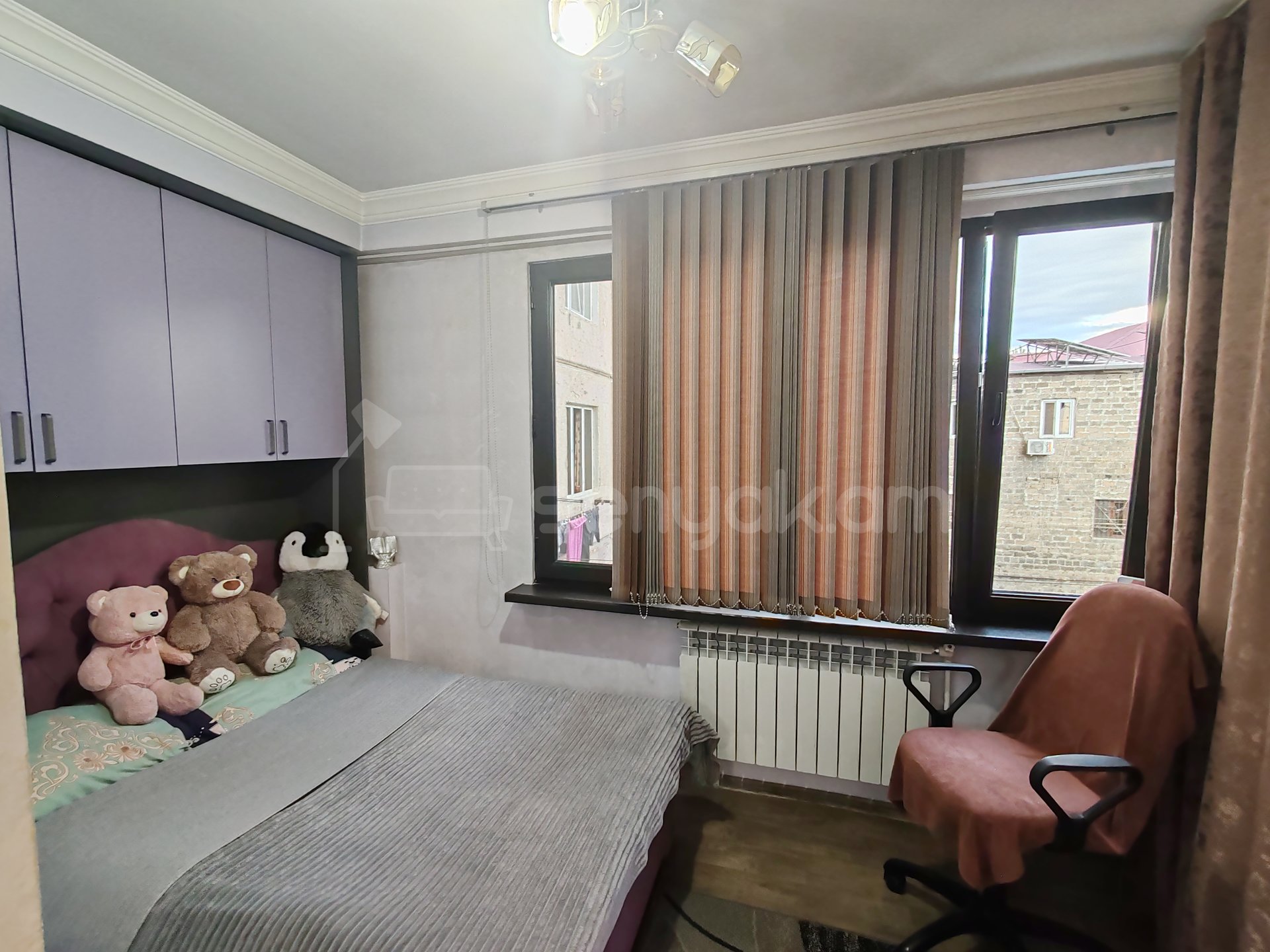 3 Սենյականոց Բնակարան, 50քմ, 3/9 հարկ, Նորմալ Վիճակում, Կահավորված