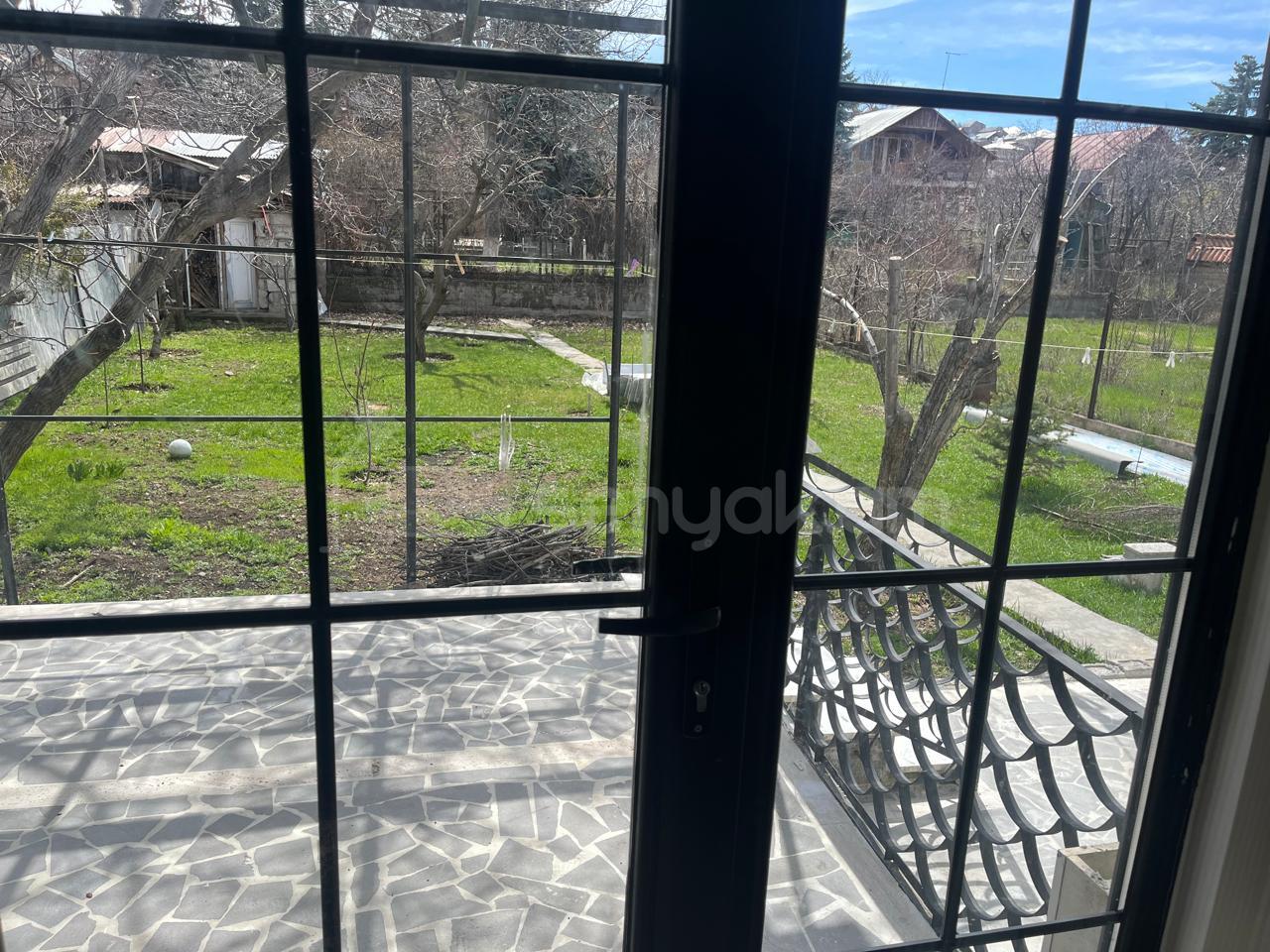 2 Սենյականոց Ամառանոց, 110քմ, Ավտոտնակով