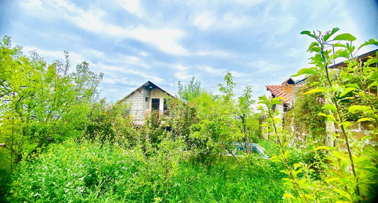 3 Սենյականոց Ամառանոց, 105քմ, Ավտոտնակով