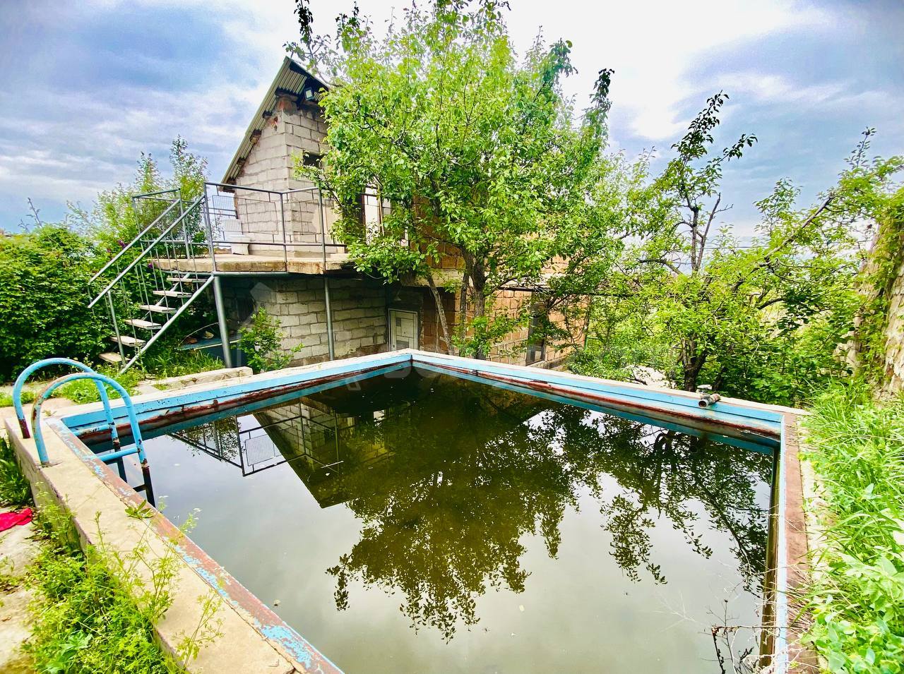 3 Սենյականոց Ամառանոց, 105քմ, Ավտոտնակով